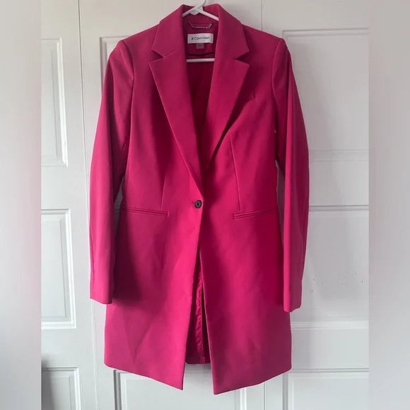 Calvin Klein One-Button Long Topper